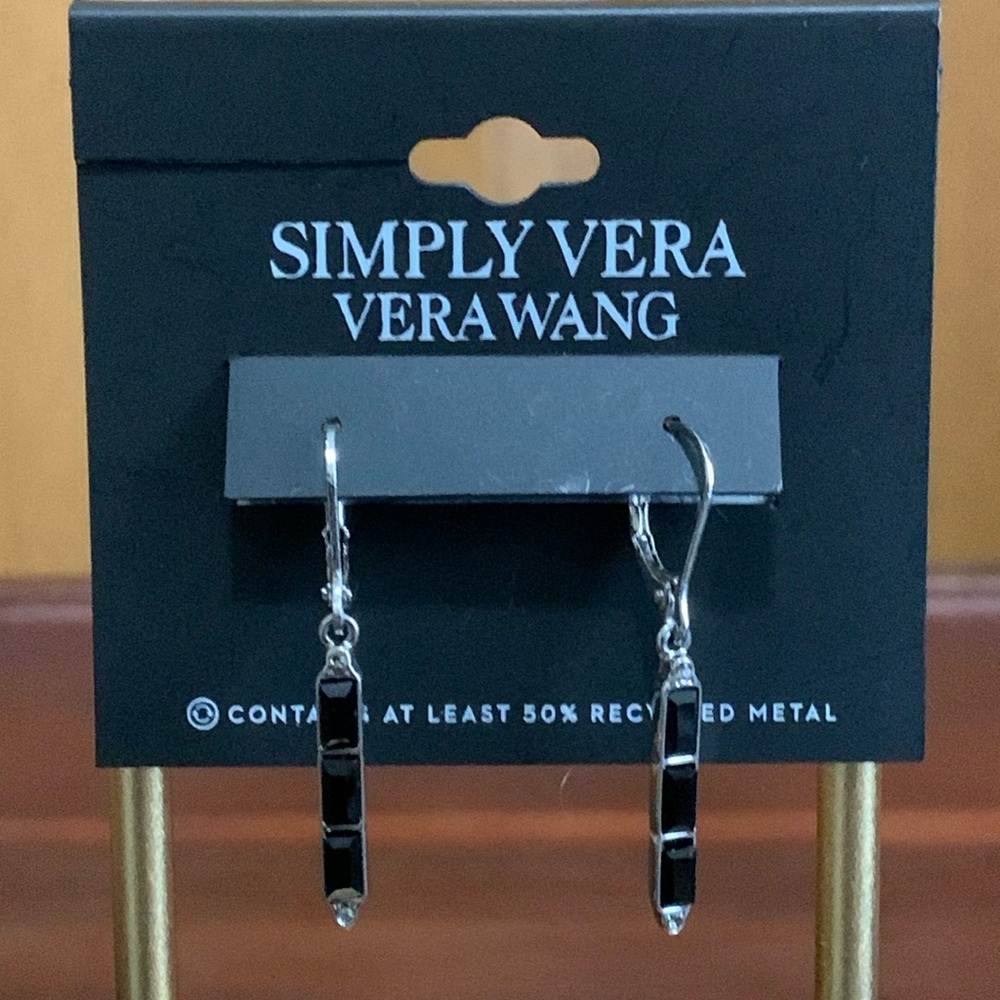 NWT Simply Vera Vera Wang silver tone black stone earrings